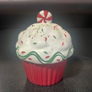 Ceramic peppermint cupcake candle-used-read 🍭